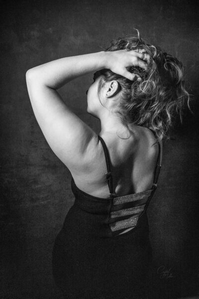 FULL LENGTH EMPOWERMENT or Boudoir Session